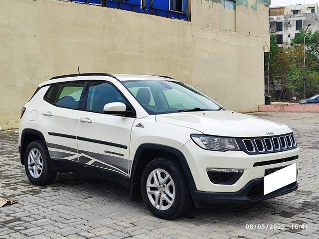 https://images10.gaadi.com/usedcar_image/4524560/original/processed_b157c6758d2193cdd041e4d7a048f5c6.jpeg?imwidth=6400