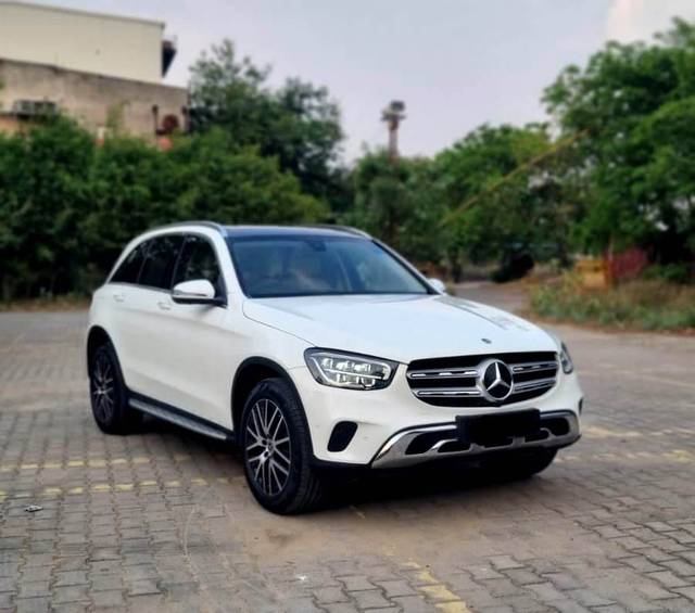 https://images10.gaadi.com/usedcar_image/4524568/original/2b80a218fdbdf3a3405f7e40348c09dc.jpg?imwidth=6400