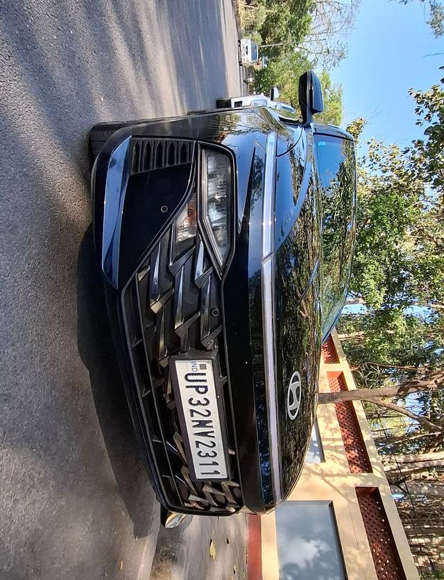 https://images10.gaadi.com/usedcar_image/4524606/original/3a68b73fa5c092bef0e3c7249b6835f5.jpg?imwidth=6400