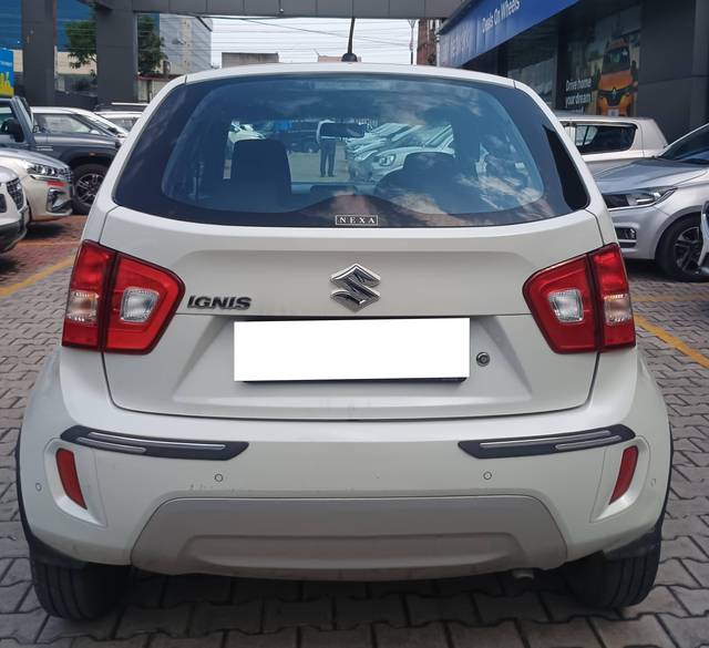 https://images10.gaadi.com/usedcar_image/4524623/original/processed_23c0a53536e9f685450a1ec87b62b8b3.jpg?imwidth=6401