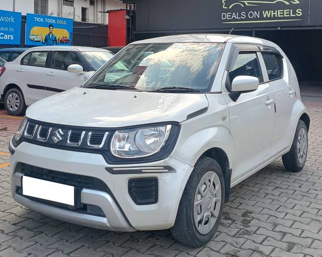 https://images10.gaadi.com/usedcar_image/4524623/original/processed_38c7d1563bfc19b8082da7d28ced8d72.jpg?imwidth=6402