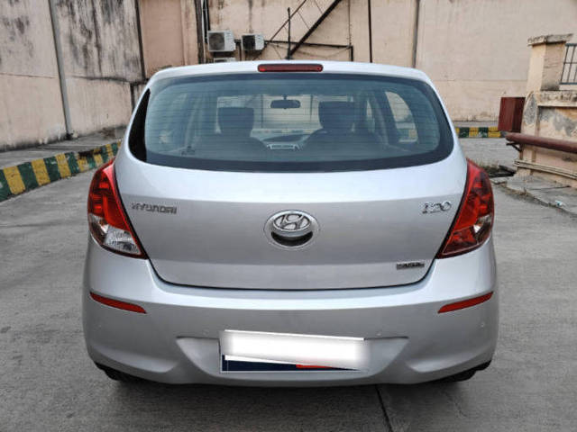 https://images10.gaadi.com/usedcar_image/4524625/original/processed_3c91f84050966ebc92c6ac847d5c1a3c.png?imwidth=6402