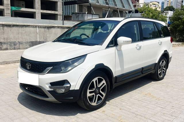 https://images10.gaadi.com/usedcar_image/4524629/original/processed_f4edab8c1666a42e7664f761934355bb.jpg?imwidth=6401