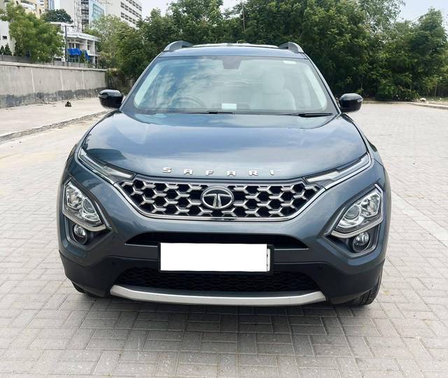 https://images10.gaadi.com/usedcar_image/4524634/original/processed_1b2792e67bdad245b56ca2f4eaa0232b.jpg?imwidth=6402