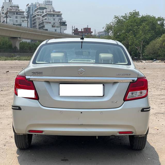 https://images10.gaadi.com/usedcar_image/4524644/original/processed_5f88cda07ee3a3f7cfaca6fa27e27d17.jpg?imwidth=6402