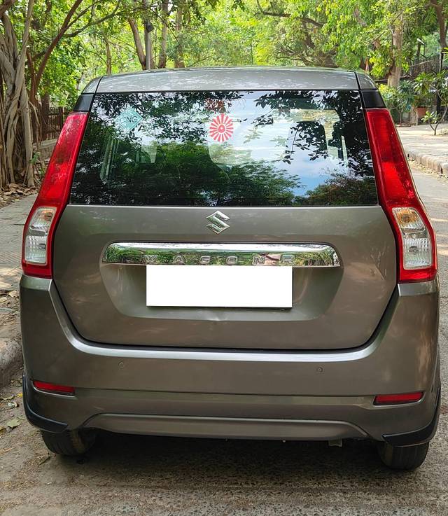 https://images10.gaadi.com/usedcar_image/4524651/original/processed_ba80454e15ff31a9a621457b0e66c960.jpg?imwidth=6402