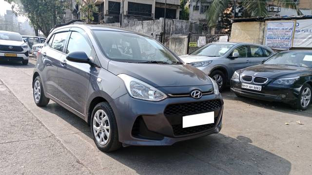 https://images10.gaadi.com/usedcar_image/4524660/original/processed_71818911654e1edd180dca7a4253ac3c.jpg?imwidth=6400