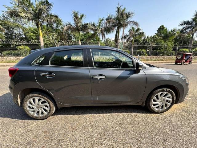https://images10.gaadi.com/usedcar_image/4524713/original/processed_f154fc99-7c4e-48ce-ac64-db6d4f9c34b5.jpg?imwidth=6401