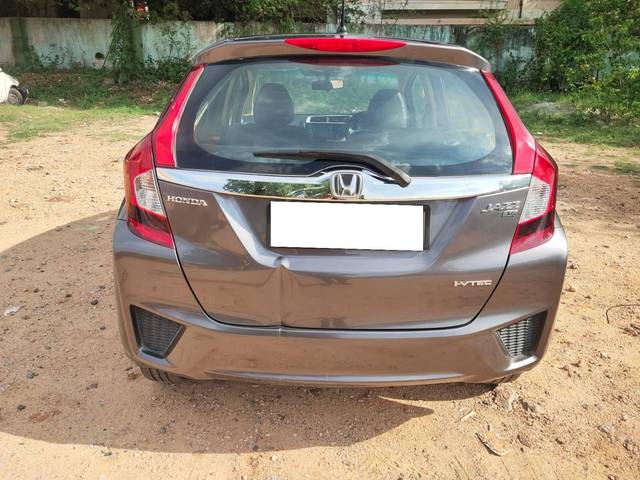 https://images10.gaadi.com/usedcar_image/4524717/original/processed_6ac439e9a8a2c00a9e1c480db9f01e64.jpg?imwidth=6402