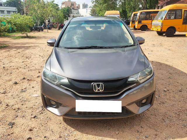 https://images10.gaadi.com/usedcar_image/4524717/original/processed_8c094188184c8a6641dfe33f20aed963.jpg?imwidth=6400