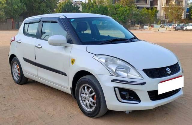 https://images10.gaadi.com/usedcar_image/4524721/original/processed_23a909ce10924cfeaeeff46d8ff83fbd.jpg?imwidth=6400