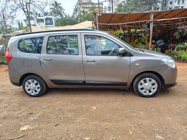 https://images10.gaadi.com/usedcar_image/4524730/original/f8997eef99bfaa69945a7c03bc98eaa5.jpg?imwidth=6401