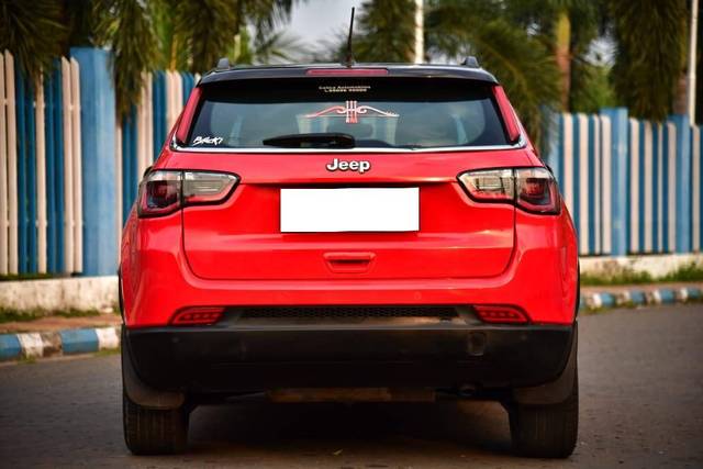 https://images10.gaadi.com/usedcar_image/4524738/original/processed_8c63decc0179ddee4d3031c779f4df35.jpg?imwidth=6402