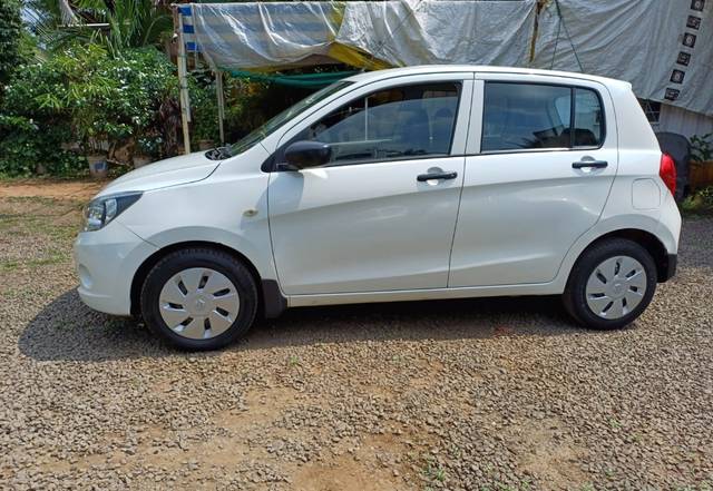 https://images10.gaadi.com/usedcar_image/4524742/original/8c1d1de2916387664fb3830560ff843c.jpg?imwidth=6400