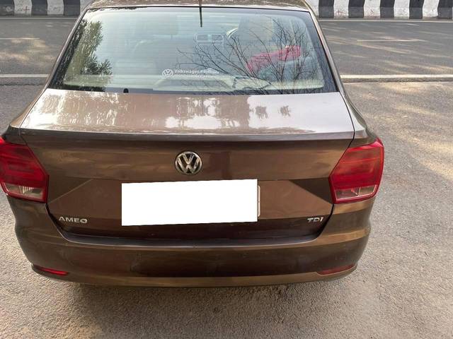 https://images10.gaadi.com/usedcar_image/4524751/original/processed_a994918e-90bb-496e-9a22-e9d4f2c91266.jpg?imwidth=6401