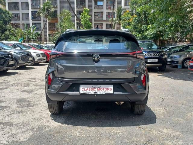 https://images10.gaadi.com/usedcar_image/4524841/original/processed_b1bebb47f4dc3a9a8e400f50d8256ebf.jpeg?imwidth=6402