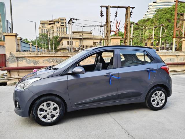https://images10.gaadi.com/usedcar_image/4524855/original/processed_576674af3e854fb8e860c216c434a5f7.jpg?imwidth=6400