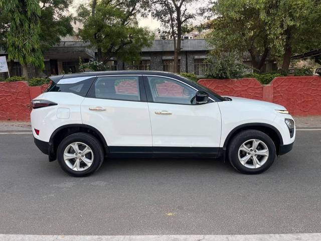 https://images10.gaadi.com/usedcar_image/4524856/original/processed_e0d8196fecb70e10e7aa08cc57471efc.jpg?imwidth=6401