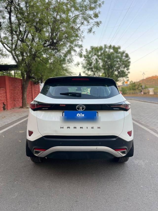 https://images10.gaadi.com/usedcar_image/4524856/original/processed_e931426b10041fad5a8e46231f849a5d.jpg?imwidth=6402