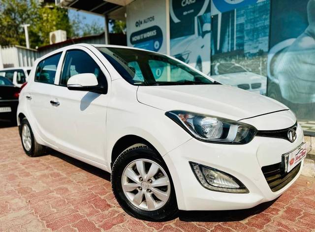 https://images10.gaadi.com/usedcar_image/4524857/original/processed_c9ac4a88a390684df799587f0eb6903d.jpg?imwidth=6400
