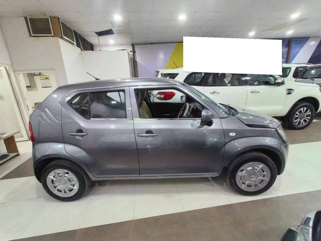 https://images10.gaadi.com/usedcar_image/4524859/original/processed_4ceec00363a50a2d6d8a201ea1a5454d.jpg?imwidth=6401
