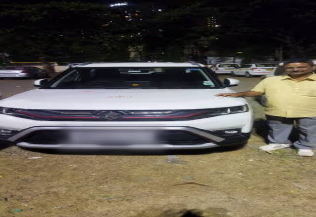 https://images10.gaadi.com/usedcar_image/4524910/original/de99bd28-9e70-4ad4-8fc7-ab07e8091548.?imwidth=6400
