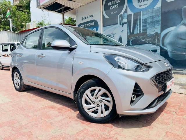 https://images10.gaadi.com/usedcar_image/4524921/original/processed_c992aa03041dda237970f2907bb7d4e6.jpg?imwidth=6400