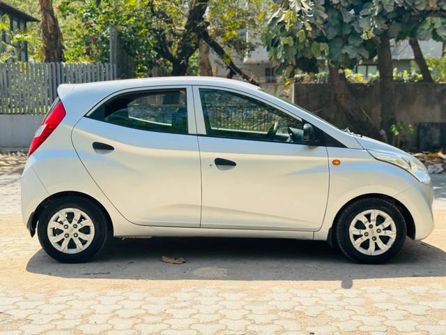https://images10.gaadi.com/usedcar_image/4524923/original/e14d89a2f6bb6856a2aa75a134724d3a.jpg?imwidth=6401