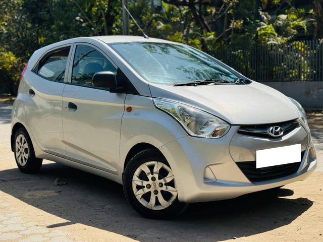 https://images10.gaadi.com/usedcar_image/4524923/original/processed_ffb901b36ee54cd9aae4b7e445da9a55.jpg?imwidth=6400