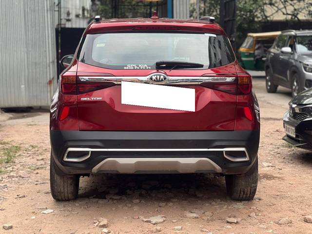 https://images10.gaadi.com/usedcar_image/4524934/original/processed_011b5bf14b3b5468186949dc403d6a5a.jpg?imwidth=6401