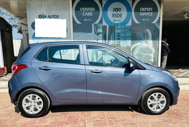 https://images10.gaadi.com/usedcar_image/4524945/original/processed_0d0dcb8cba59ee9577af61bbeeb04109.jpg?imwidth=6401