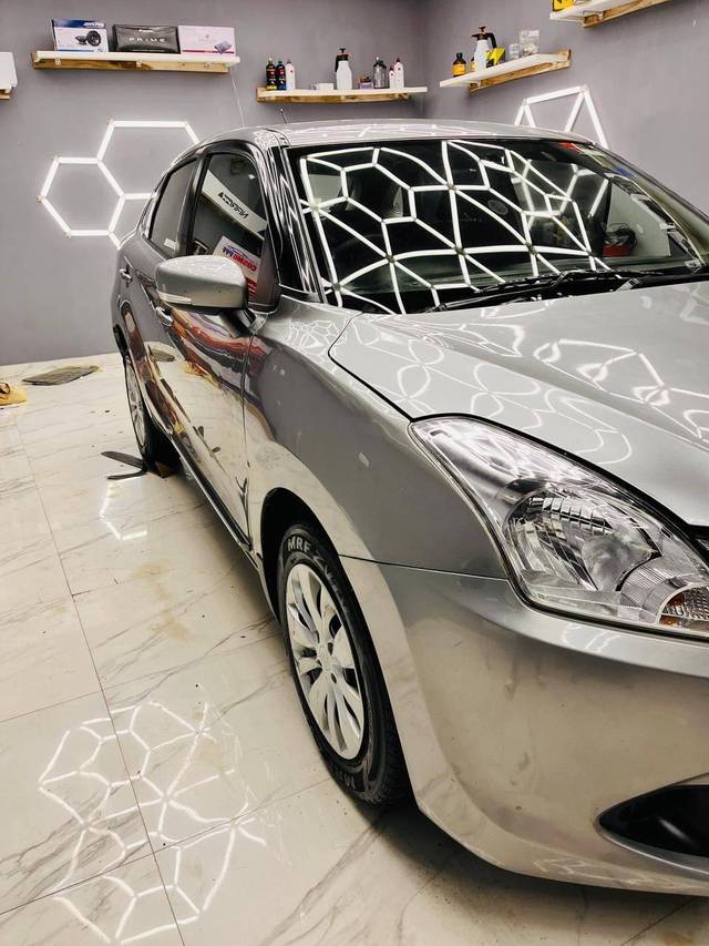 https://images10.gaadi.com/usedcar_image/4524957/original/processed_7ec21c080e6409f1697b457c9c977dc6.jpg?imwidth=6400