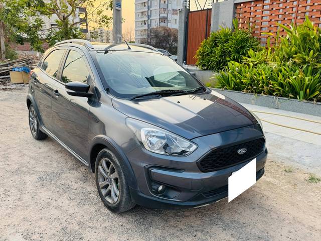 https://images10.gaadi.com/usedcar_image/4524959/original/processed_bf8e0c57ce58698470ce8e44942875a4.jpg?imwidth=6400