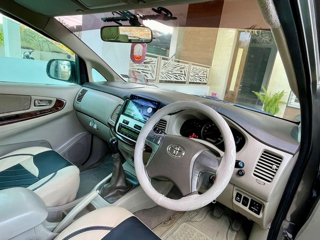 Second-hand 2014 Toyota Innova 2.5 G (Diesel) 7 Seater BS IV for sale in Yavatmal-8