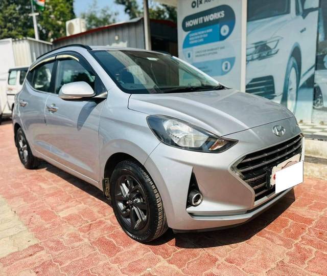 https://images10.gaadi.com/usedcar_image/4524964/original/processed_090e896ca4974fabf1f04ca27e90863b.jpg?imwidth=6400