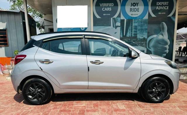 https://images10.gaadi.com/usedcar_image/4524964/original/processed_5f47339abf1e33a6abf292983e5e796e.jpg?imwidth=6401