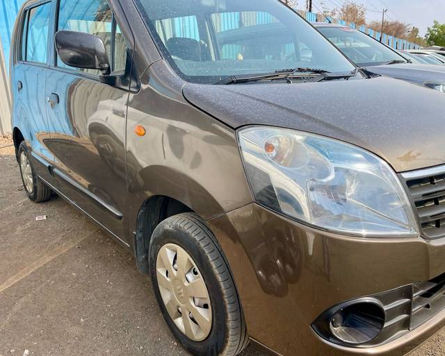 https://images10.gaadi.com/usedcar_image/4524966/original/594a3ef7e5b5ae516a9f2e5ea339cd3c.jpg?imwidth=6400