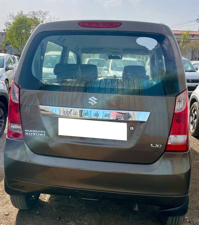 https://images10.gaadi.com/usedcar_image/4524966/original/processed_0ddf7e299728f53f8a2518cb479fd593.jpg?imwidth=6401