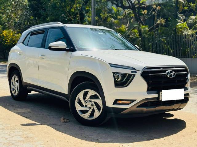 https://images10.gaadi.com/usedcar_image/4524970/original/processed_6be8135bc3036d21749acc44fbdbd6c5.jpg?imwidth=6400