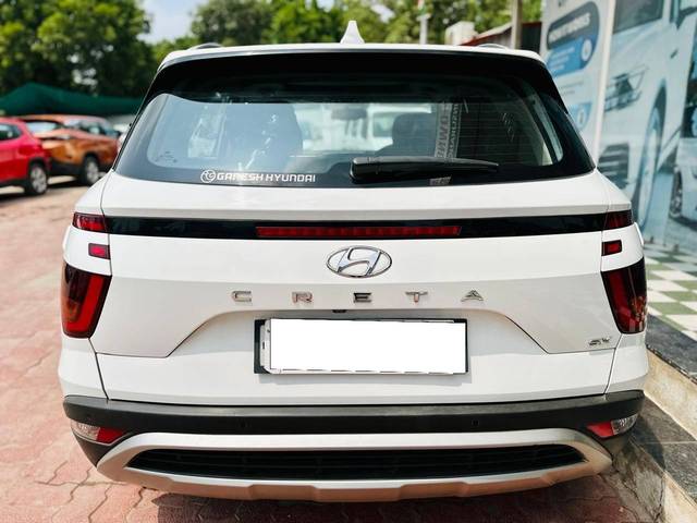 https://images10.gaadi.com/usedcar_image/4524976/original/processed_d5a38a50ab885d651c2f04cacb793ef8.jpg?imwidth=6402