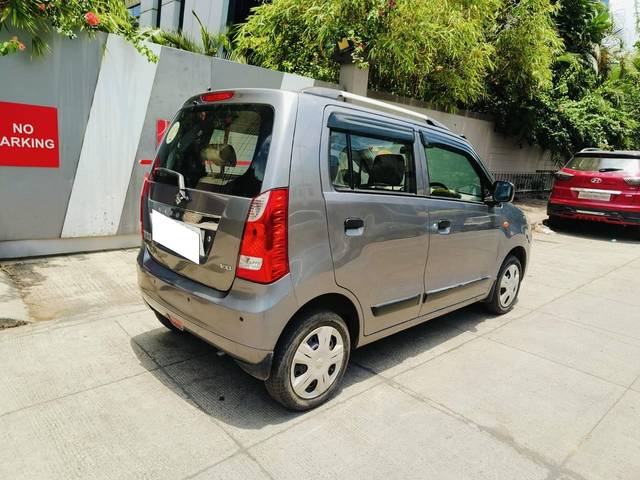 https://images10.gaadi.com/usedcar_image/4524983/original/processed_b4f3f77a82c4acacb5eb12ff3a625cf7.jpeg?imwidth=6402