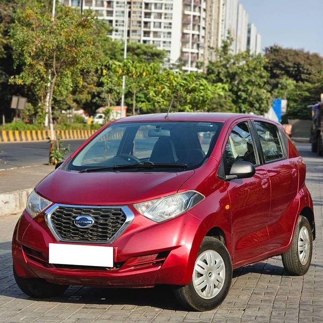 https://images10.gaadi.com/usedcar_image/4525051/original/processed_0b19cbe83fc75570598fab3c2502104d.jpg?imwidth=6401