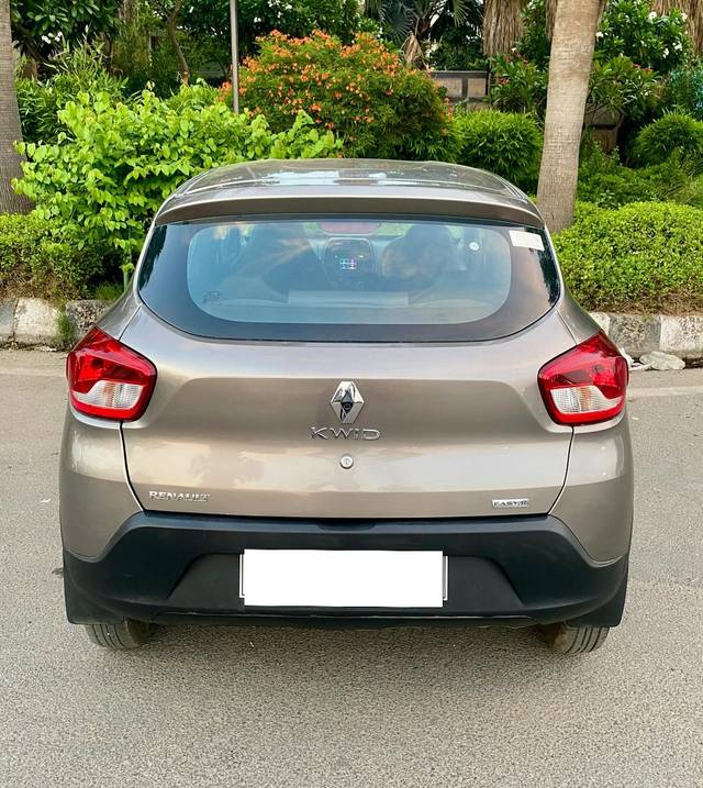 https://images10.gaadi.com/usedcar_image/4525062/original/processed_07c2f2402894538515af71391aeb551d.jpg?imwidth=6402