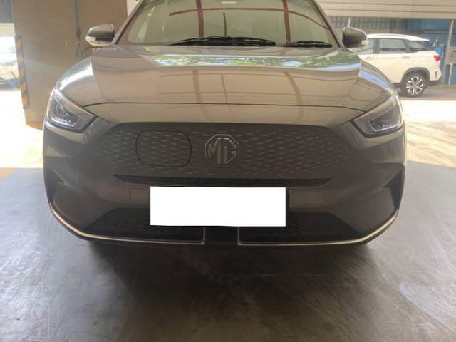 https://images10.gaadi.com/usedcar_image/4525064/original/processed_d1ccb4e5-5998-481d-a1f4-28526252dbcf.jpg?imwidth=6400