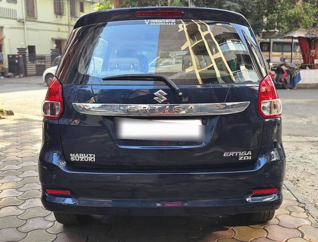 https://images10.gaadi.com/usedcar_image/4525068/original/processed_81f7bac4-4414-4dc8-8b34-aedeefe3bd92.jpg?imwidth=6402