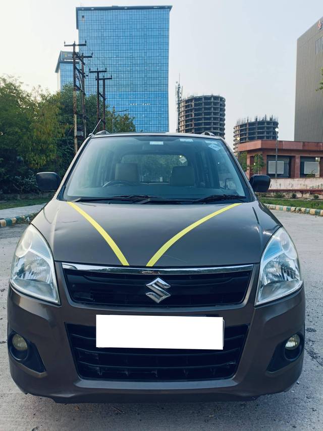 https://images10.gaadi.com/usedcar_image/4525069/original/processed_ea005fa454a4c667291c7b8c4840a2d6.jpg?imwidth=6400