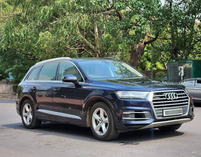 https://images10.gaadi.com/usedcar_image/4525107/original/782489d8c7530e0e11cd4883d3965b6c.jpg?imwidth=6400