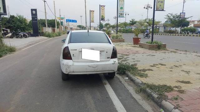 https://images10.gaadi.com/usedcar_image/4525114/original/processed_5804d500-221c-4162-a814-14ec3dba650d.jpeg?imwidth=6400