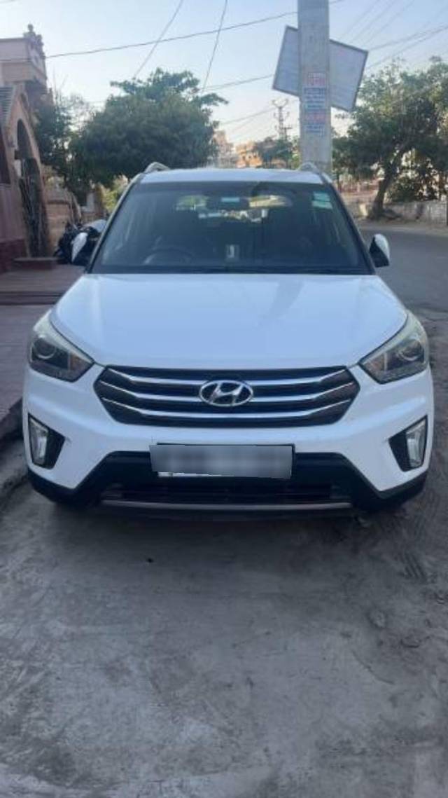 https://images10.gaadi.com/usedcar_image/4525134/original/processed_7fd640af-c0f9-4bd8-be05-70670c68b4fc.jpg?imwidth=6400