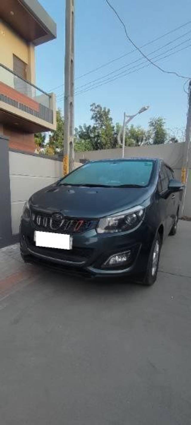 https://images10.gaadi.com/usedcar_image/4525159/original/processed_5f71aa3b-8a9a-4f32-9dcc-d90bf9932f18.jpg?imwidth=6400